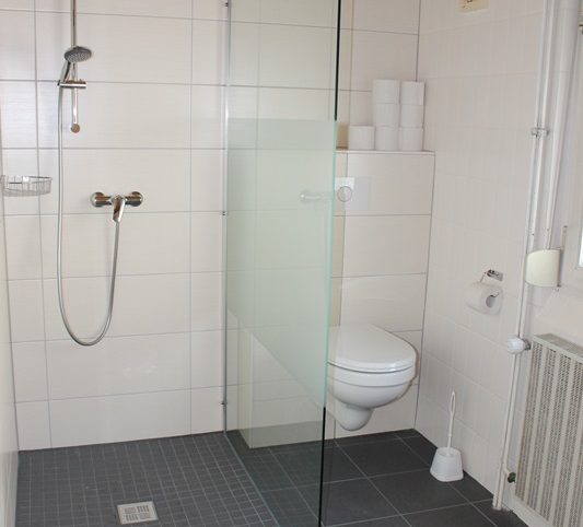 VERKAUFT: Gepflegtes EFH – Selbstversorgung möglich › Rosen Immobilien